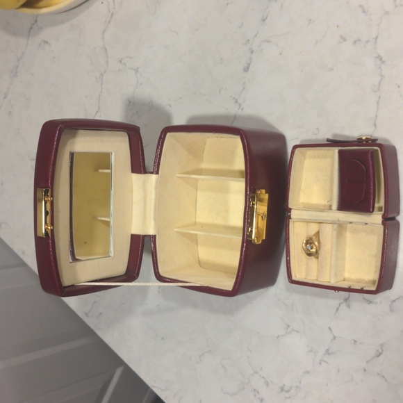 Wolf Designs leather travel jewelry case - Picture 6 of 8